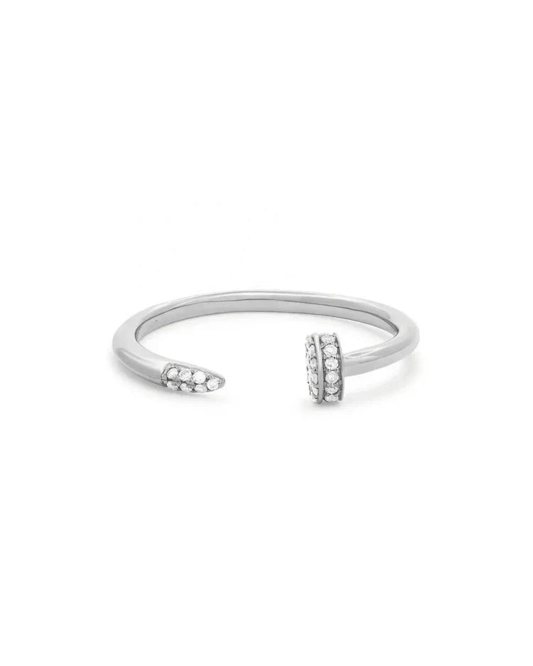Sylvessa Ring
